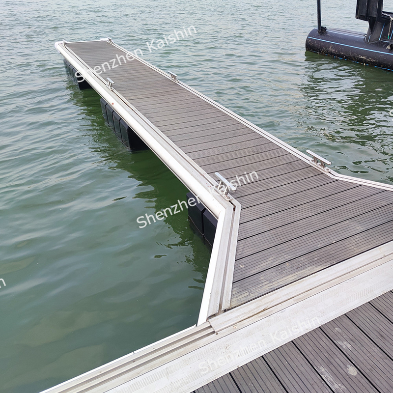 Aluminum Finger Dock Wood Plastic Composite Decking Customized Height