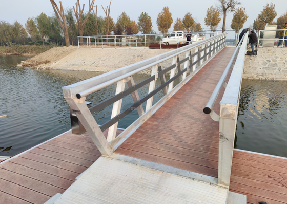 Galvanized Marine Aluminum Gangways Anti Rust Aluminum Floating Pontoon