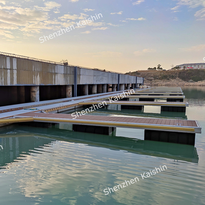 Private Berths Aluminum Marine Floating Dock For Yacht Clubs Laminate Flooring