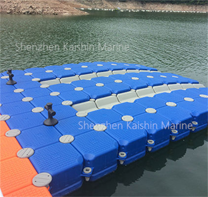 HDPE Modular Marine Floating Dock UV Stabilized Corrosion Resistant Low Maintenance 500x500x400mm