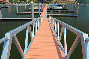 300kgs/Sqm Loading Capacity Aluminum Alloy Floating Bridge Gangway Pontoon For Marina Dock Promotion