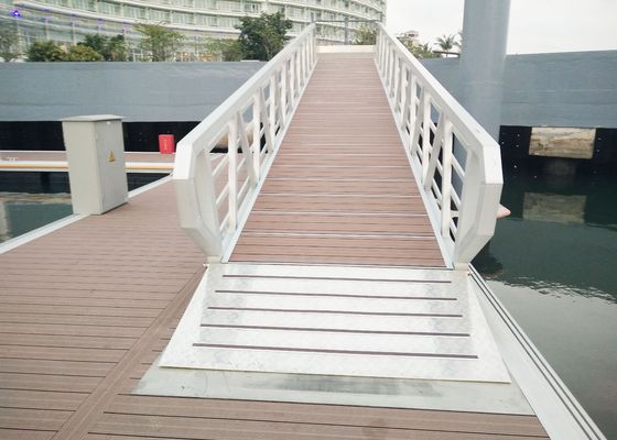 Marina Dock Design Marine Aluminum Gangways Ramps Aluminum Alloy 6061 T6 Floating Pontoon System
