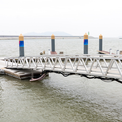 Easy Installation Marine Aluminum Gangways Ramps For Floating Pontoon Marina Dock Use