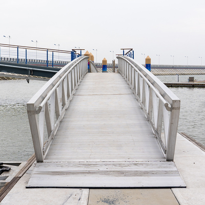 Galvanized Marine Aluminum Gangways Anti Rust Aluminum Floating Pontoon