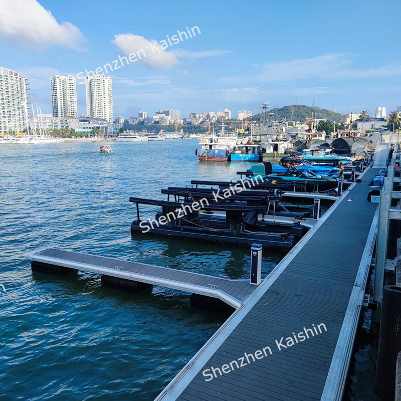 Anti Skid Floating Pontoon Dock / Private Water Floating Platform Floating Dock Boat Lifts Aluminium Pontoon Pier