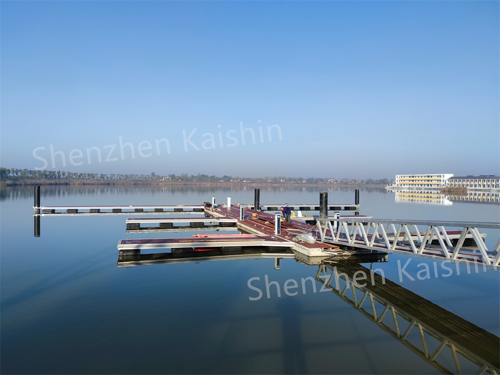 Aluminum Alloy Floating Pontoon Dock Marina Project LLDPE Floaters SS Cleat