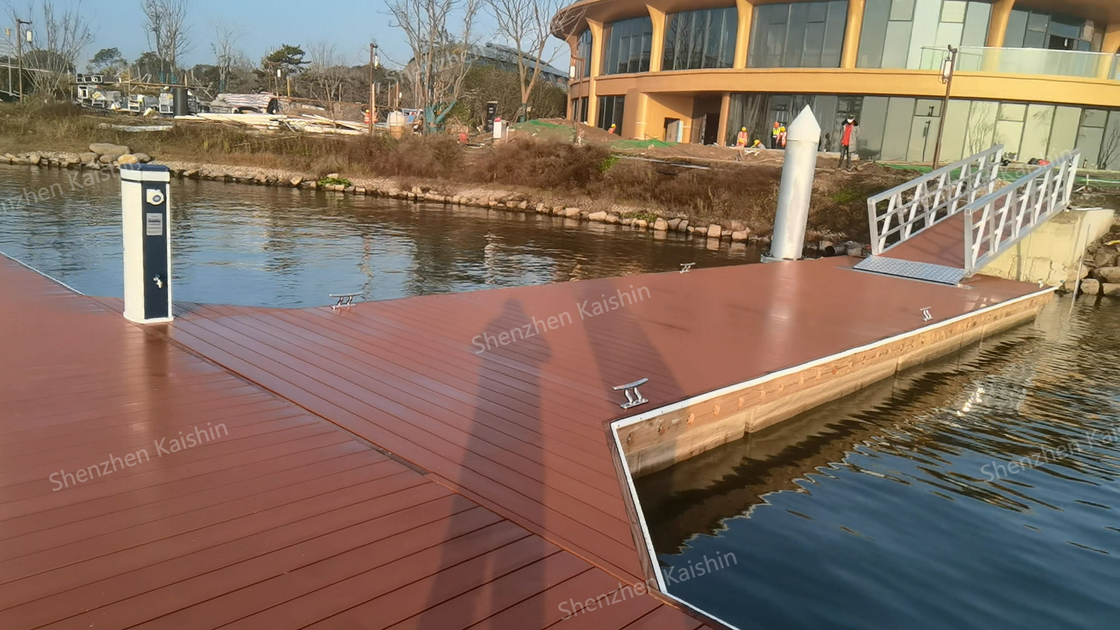 Yacht Club Aluminum Floating Pontoon Boat Berth Marine Floating Docks