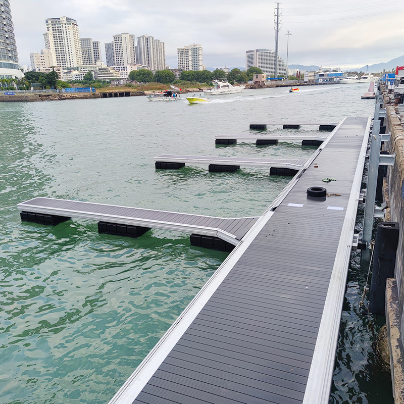 Aluminum Alloy Floating Docks High Resistance Customizable Size